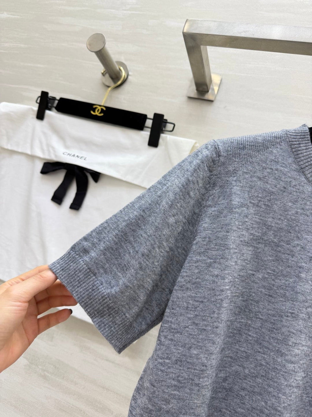 CHANEL 26S SHORT-SLEEVE SWEATER STYLE 1028