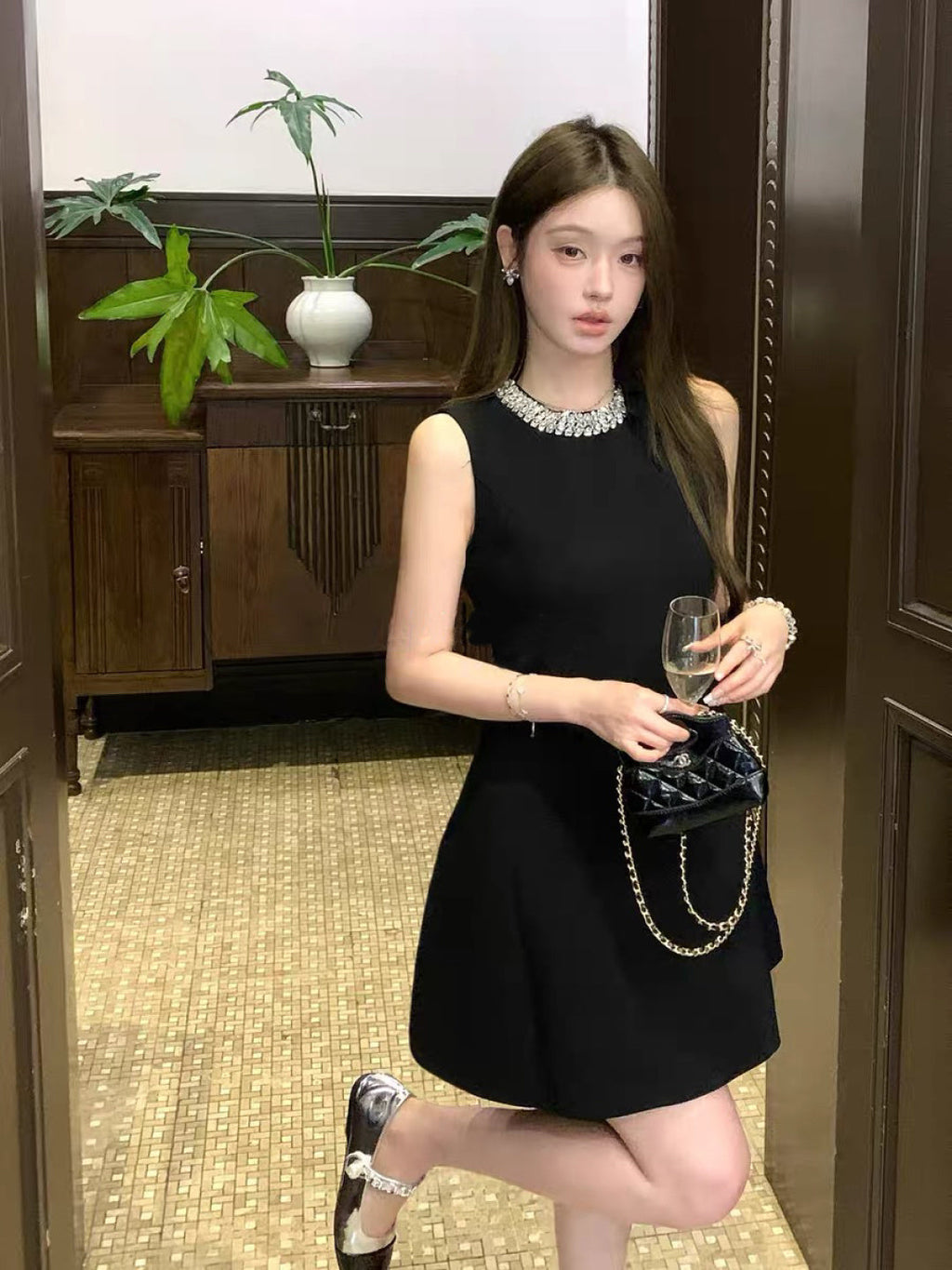 VALENTINO 26S SLEEVELESS DRESS 124