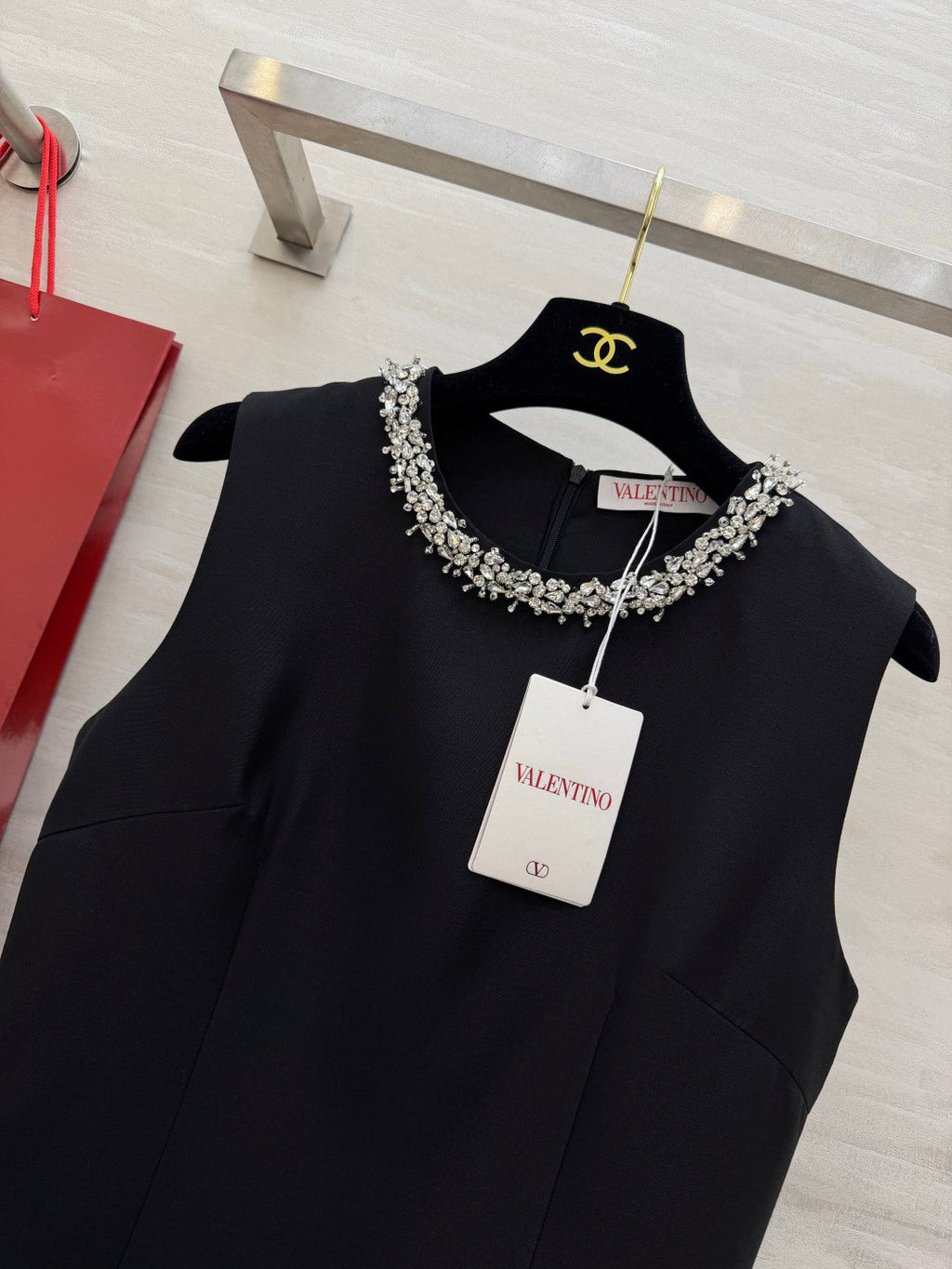 VALENTINO 26S SLEEVELESS DRESS 124