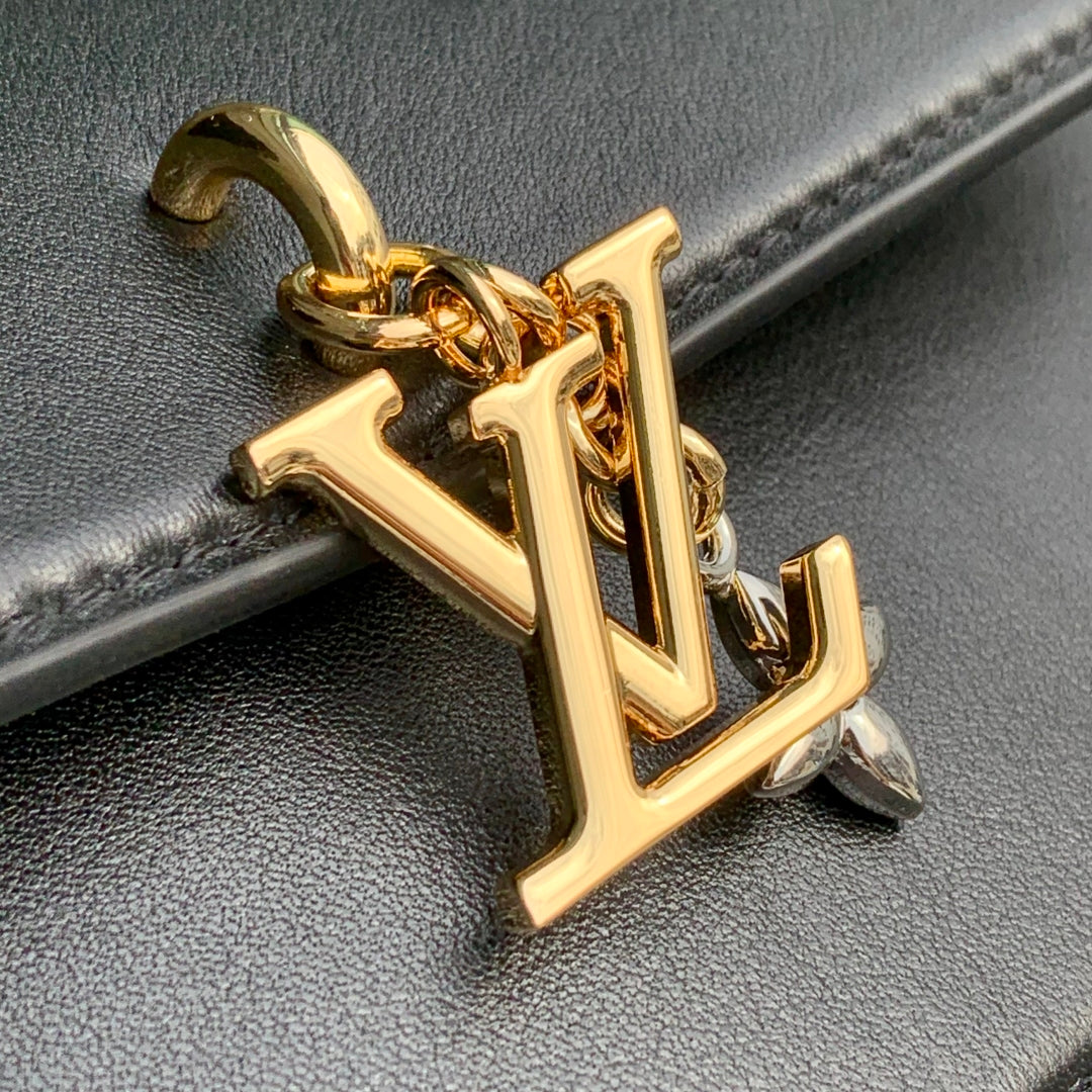 WALLET ON CHAIN BLOOM 20 IN BLACK CALFSKIN