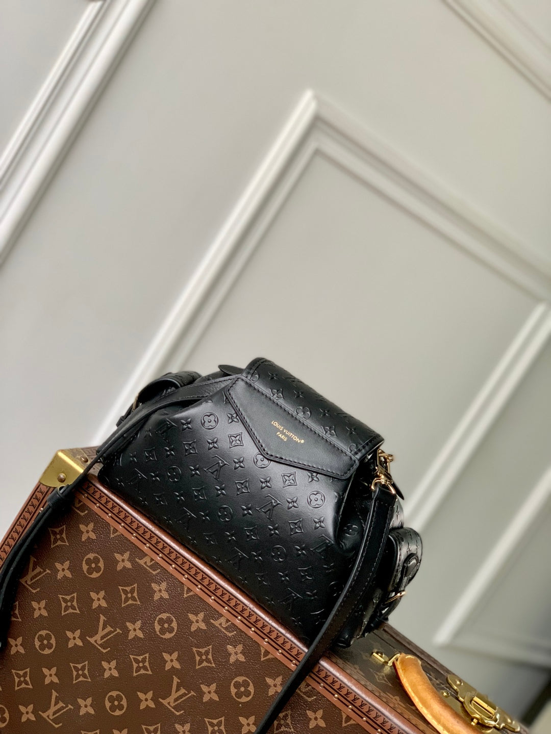 MONTSOURIS BACKPACK 27 IN BLACK MONOGRAM BOLD COATED CALFSKIN