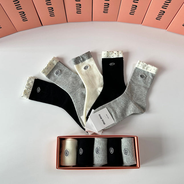 CELINE 26S CREW SOCKS 335523 (1 BOX)