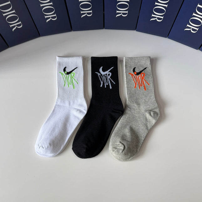 DIOR 26S CREW SOCKS 370244 (1 BOX)