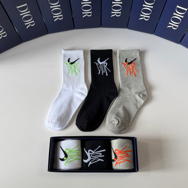 DIOR 26S CREW SOCKS 370244 (1 BOX)