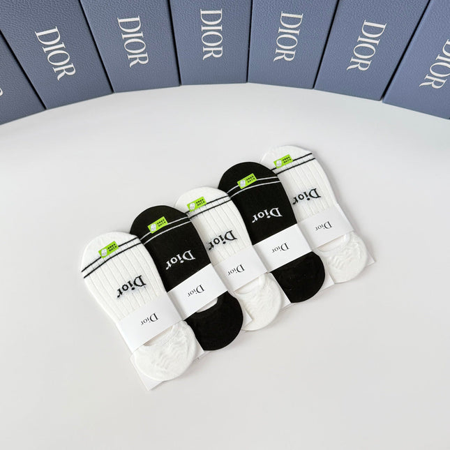 DIOR 26S NO-SHOW SOCKS 415704 (1 BOX)