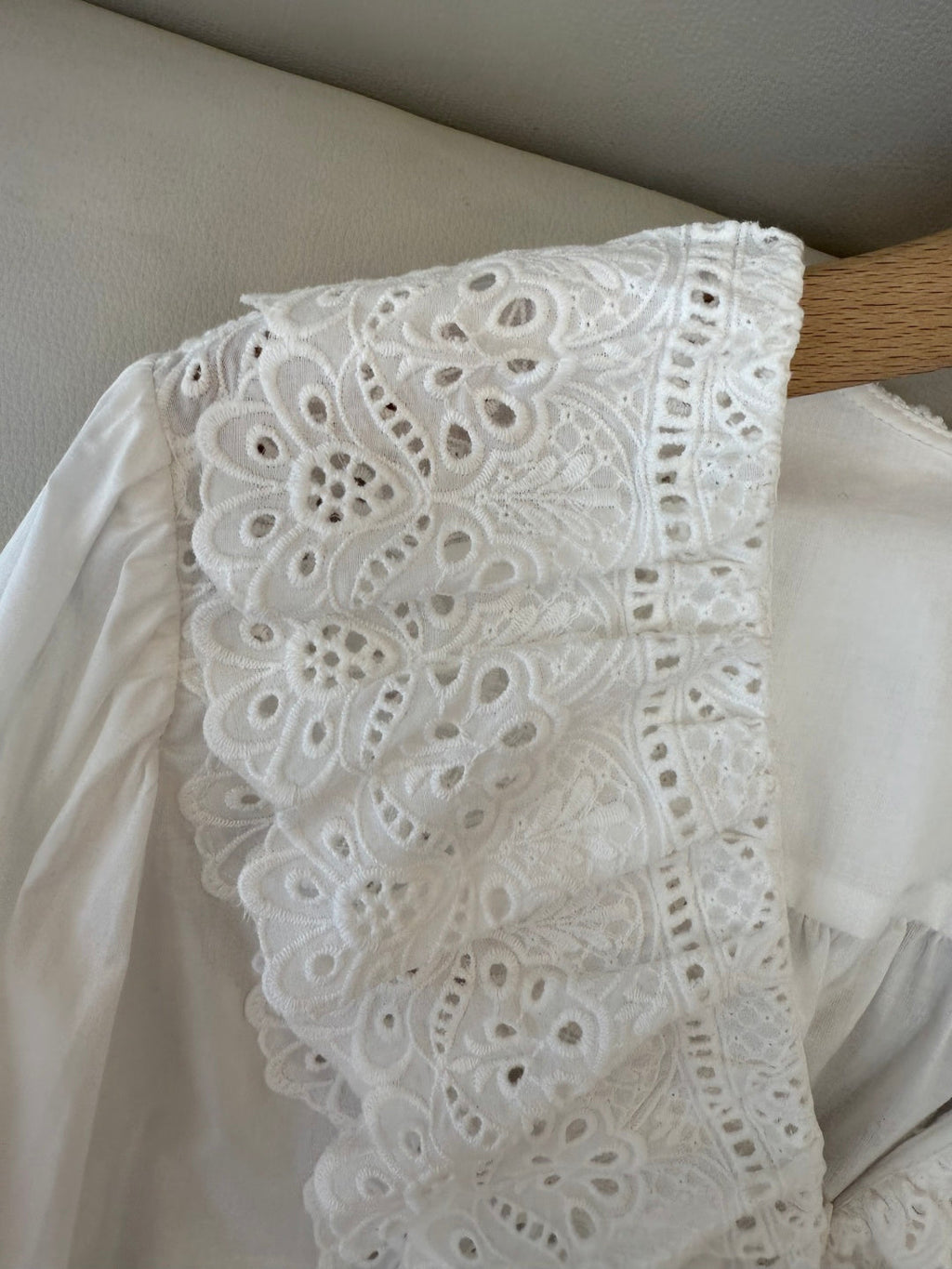 CHLOE 25S WHITE SHIRT STYLE 004