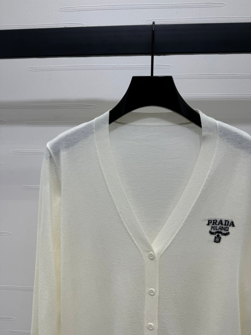 PRADA LONG-SLEEVE KNIT CARDIGAN 269461