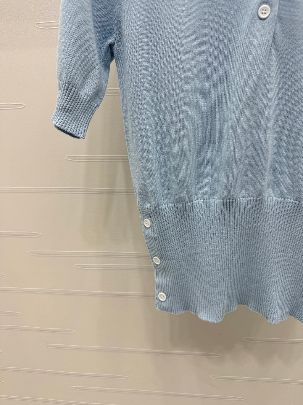THOM SHORT-SLEEVE KNIT SWEATER WITH EMBROIDERED DOG MOTIF 274849