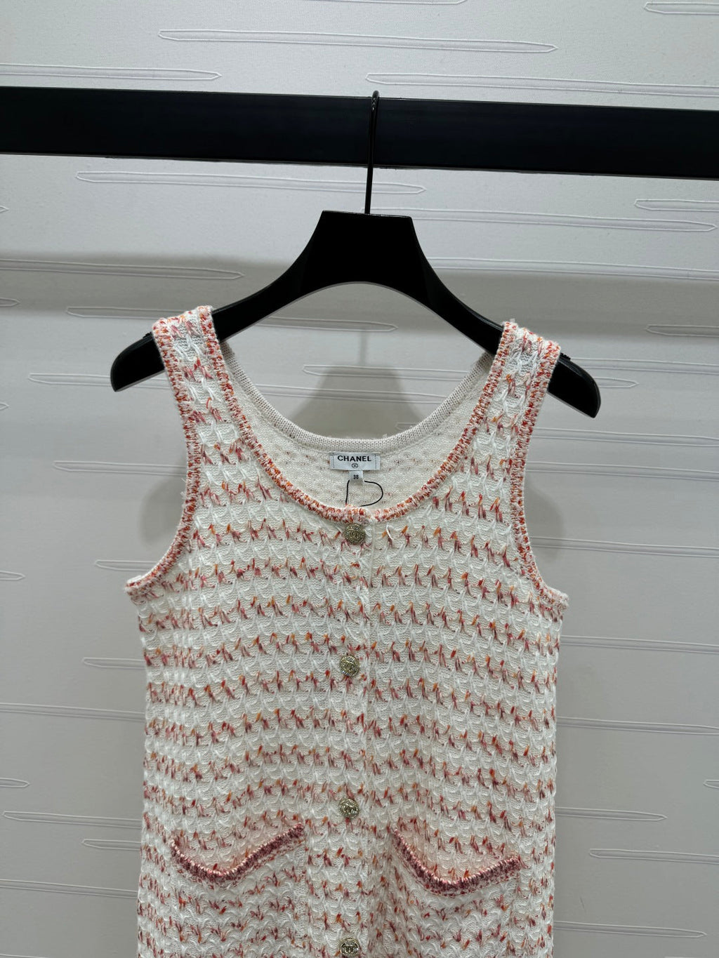 CHANEL 25S ROUND NECK KNIT DRESS WITH PEARL TAG 264026