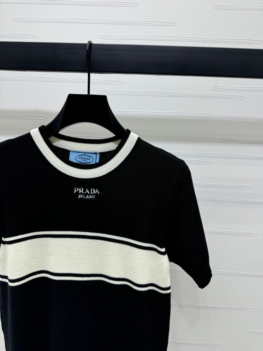 PRADA SHORT-SLEEVE CREW NECK SWEATER 269413
