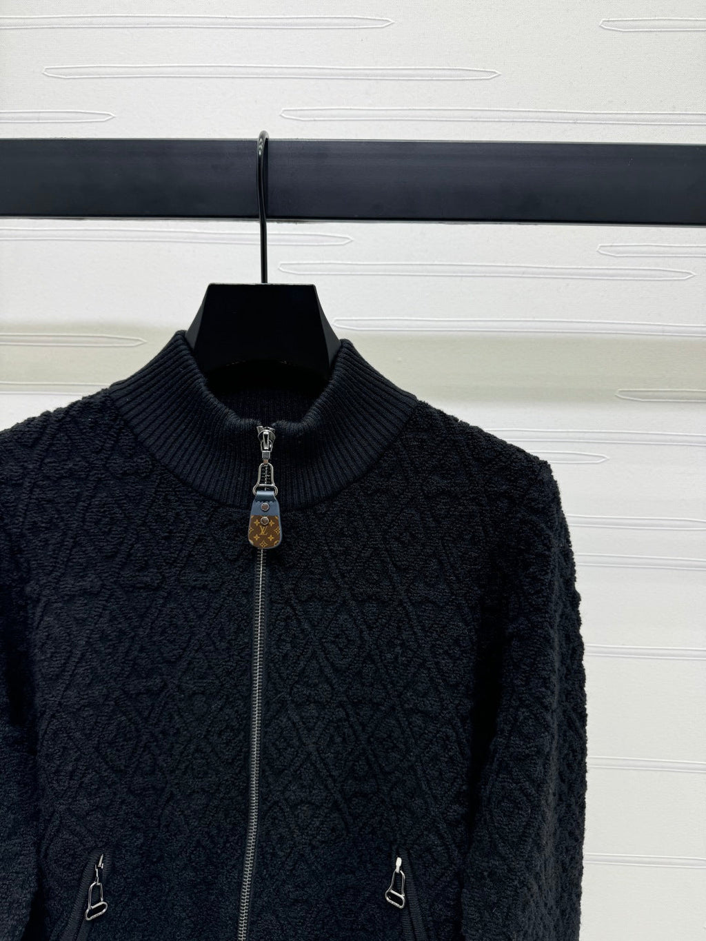 LV ZIP-UP LONG-SLEEVE KNIT CARDIGAN 274961