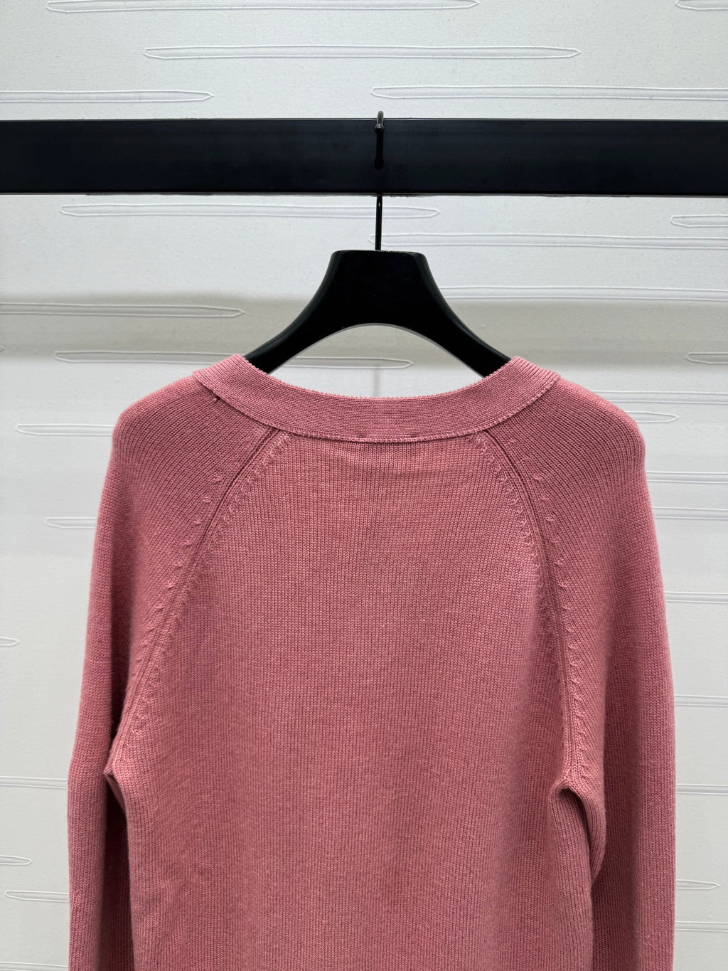 CHANEL HEAVY KNIT CARDIGAN WITH EMBELLISHED FLORAL DETAILS 274876