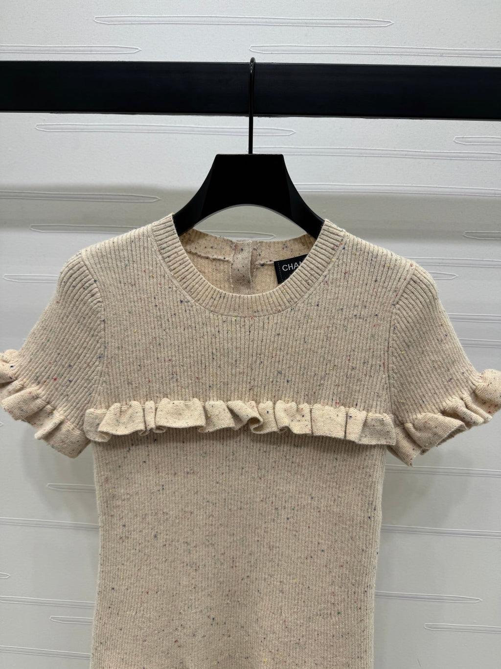 CHANEL SHORT-SLEEVE KNIT DRESS WITH RUFFLED TRIMS 274885