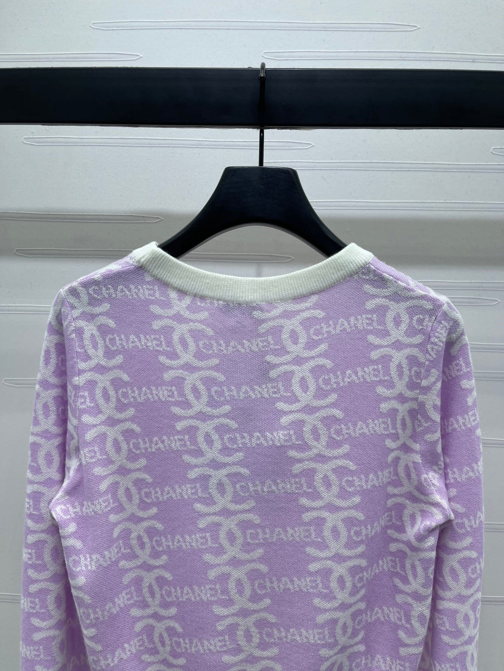 CHANEL 25S SWEATER STYLE 185