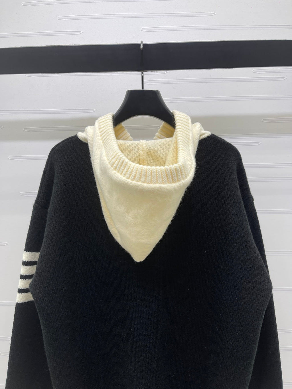 THOM 26S CARDIGAN STYLE 88