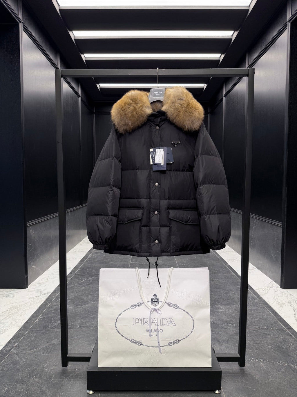 PRADA 26S PREMIUM DOWN JACKET 663