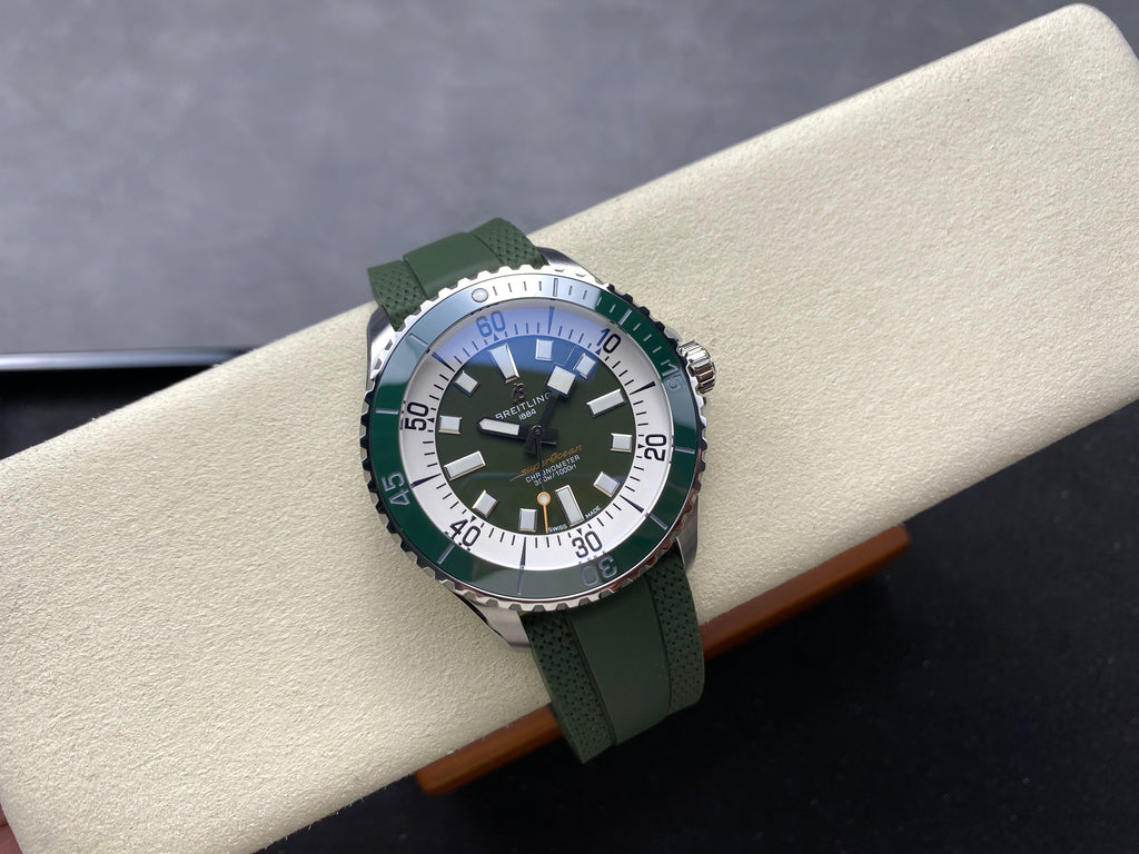 SUPEROCEAN AUTOMATIC 44 GREEN CERAMIC BEZEL GREEN RUBBER STRAP