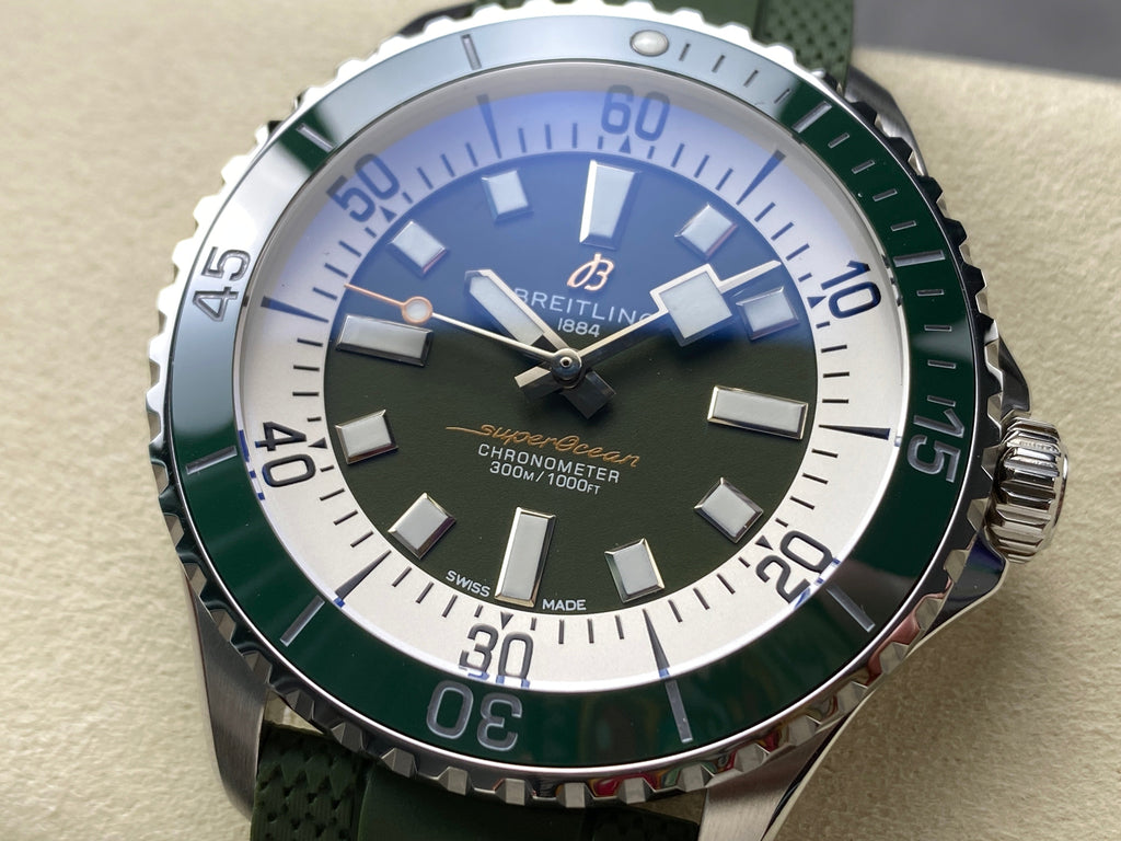 SUPEROCEAN AUTOMATIC 44 GREEN CERAMIC BEZEL GREEN RUBBER STRAP