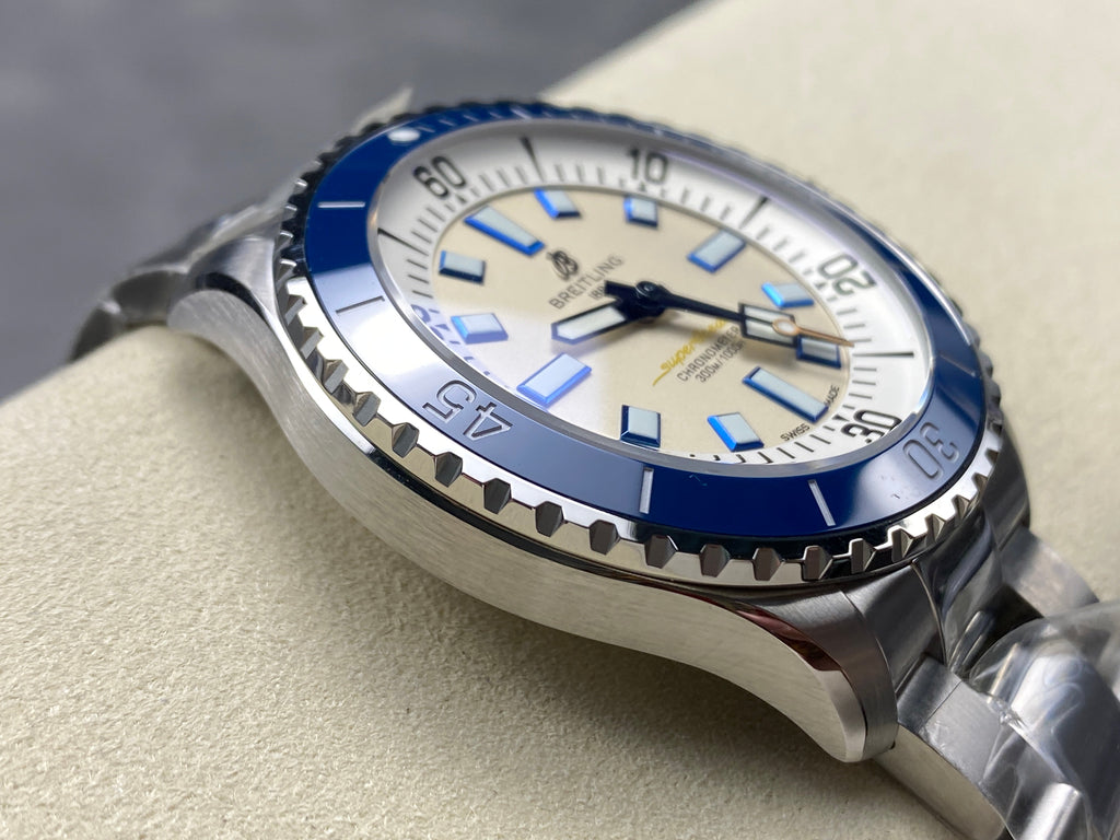 SUPEROCEAN AUTOMATIC 44 STEEL CASE NAVY BLUE CERAMIC BEZEL