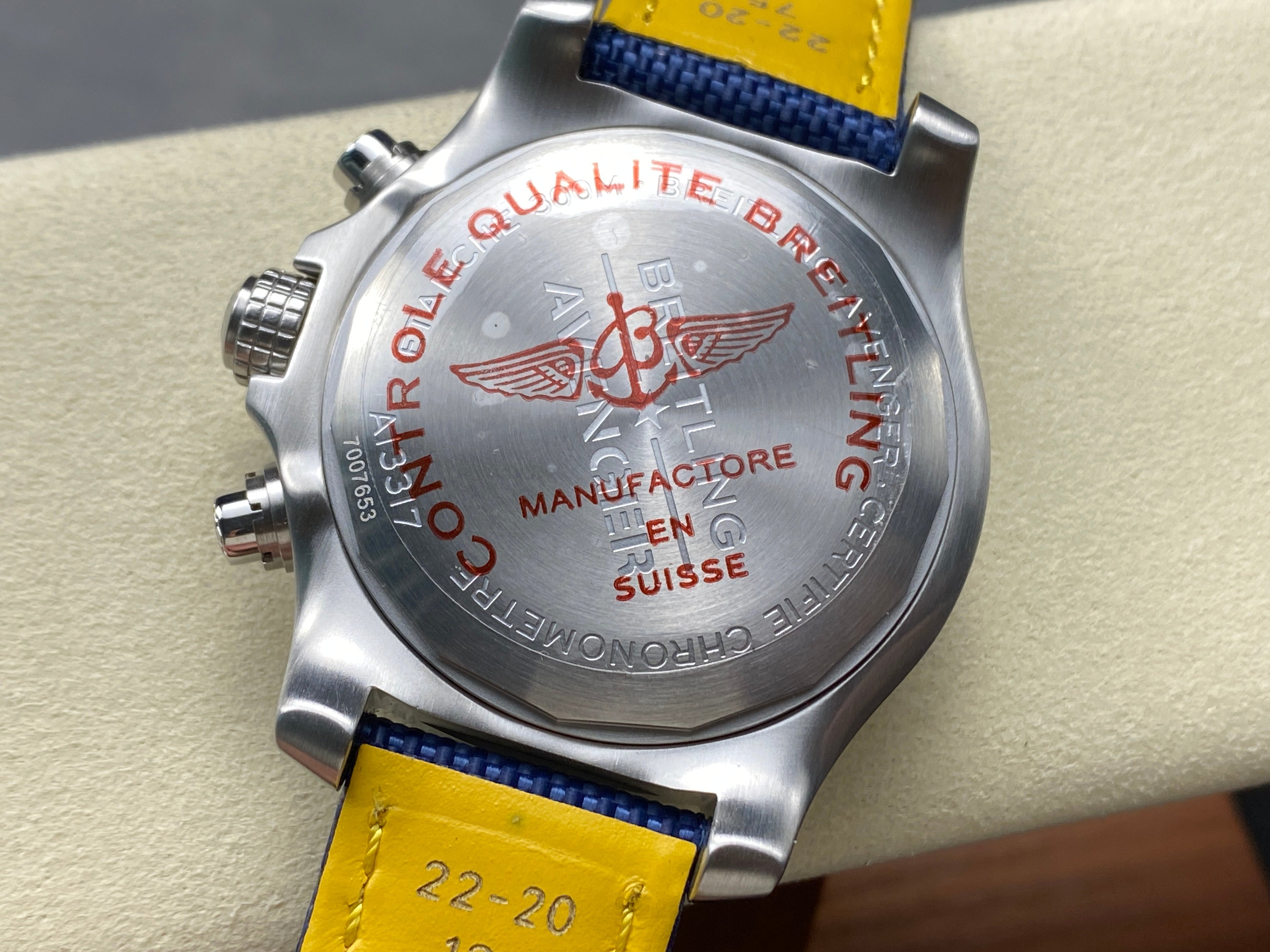 AVENGER CHRONOGRAPH STEEL CASE NAVY BLUE NYLON STRAP