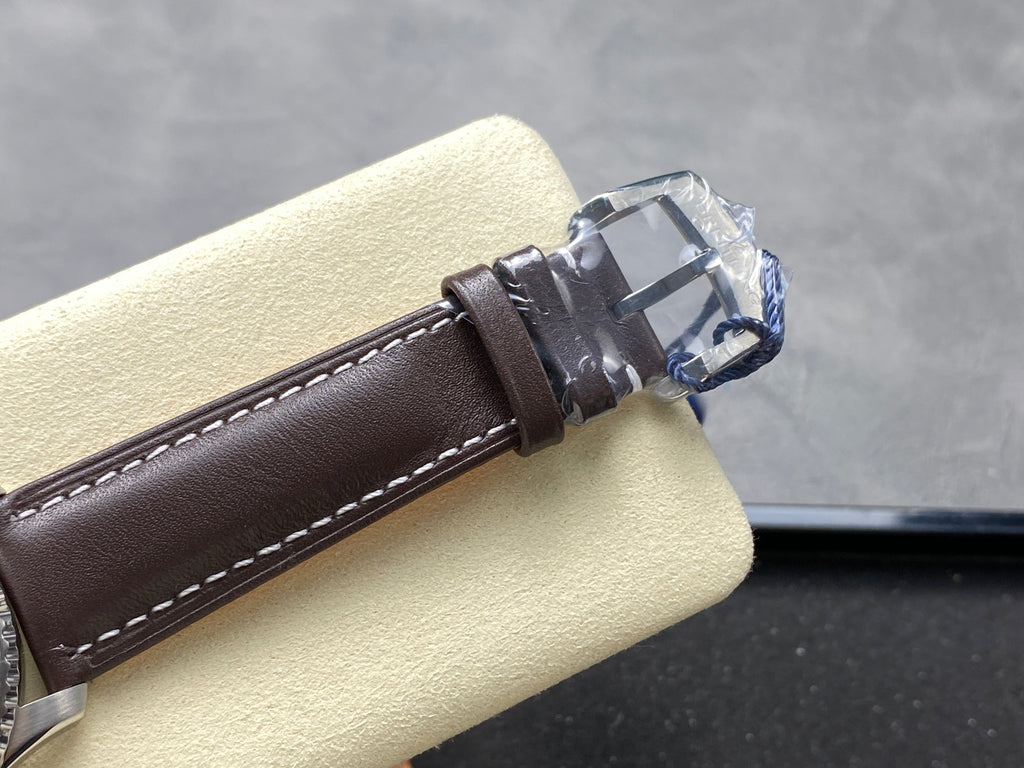 AVIATOR 8 AUTOMATIC STEEL CASE BLUE DIAL BROWN CALFSKIN STRAP