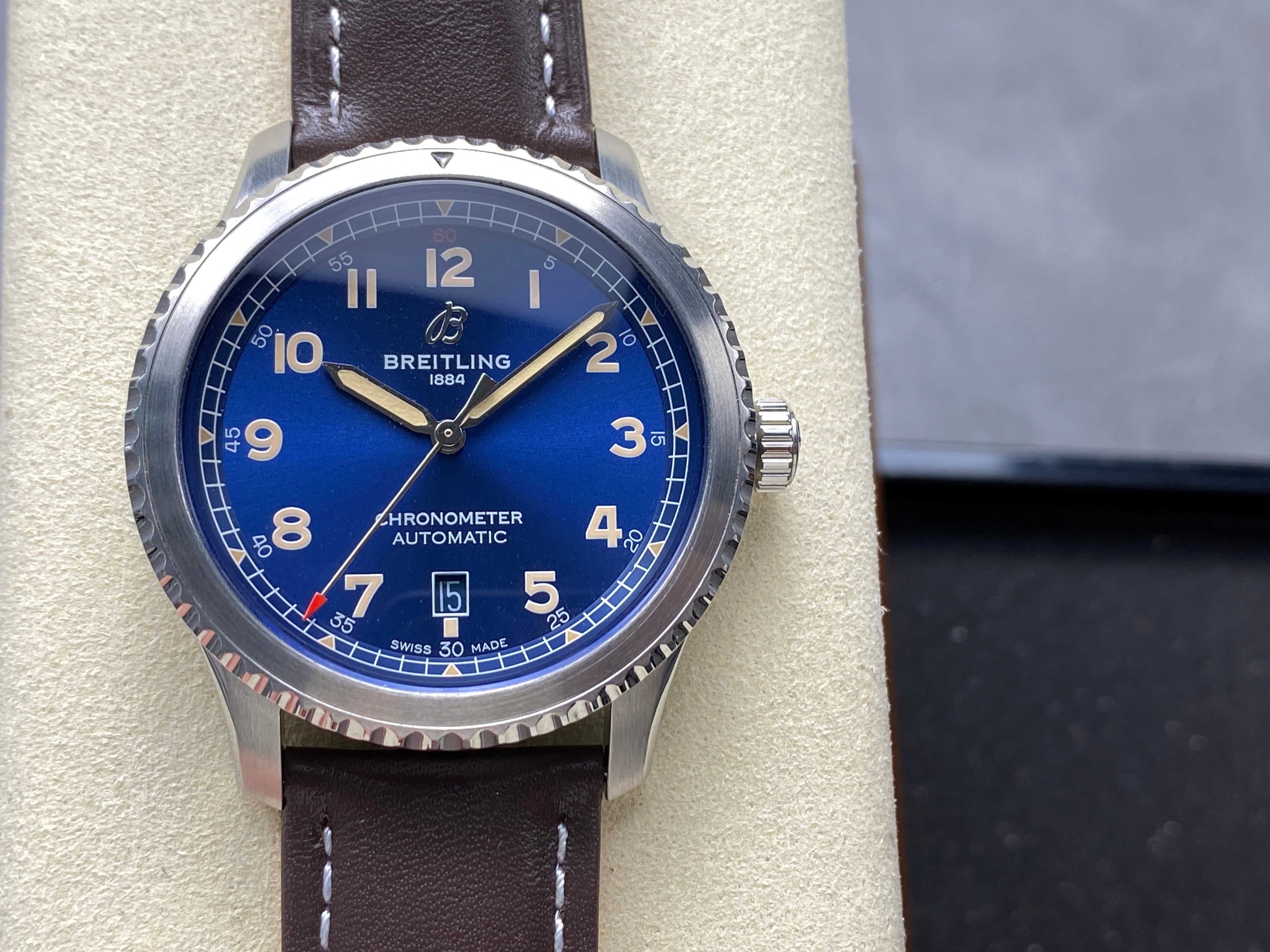 AVIATOR 8 AUTOMATIC STEEL CASE BLUE DIAL BROWN CALFSKIN STRAP