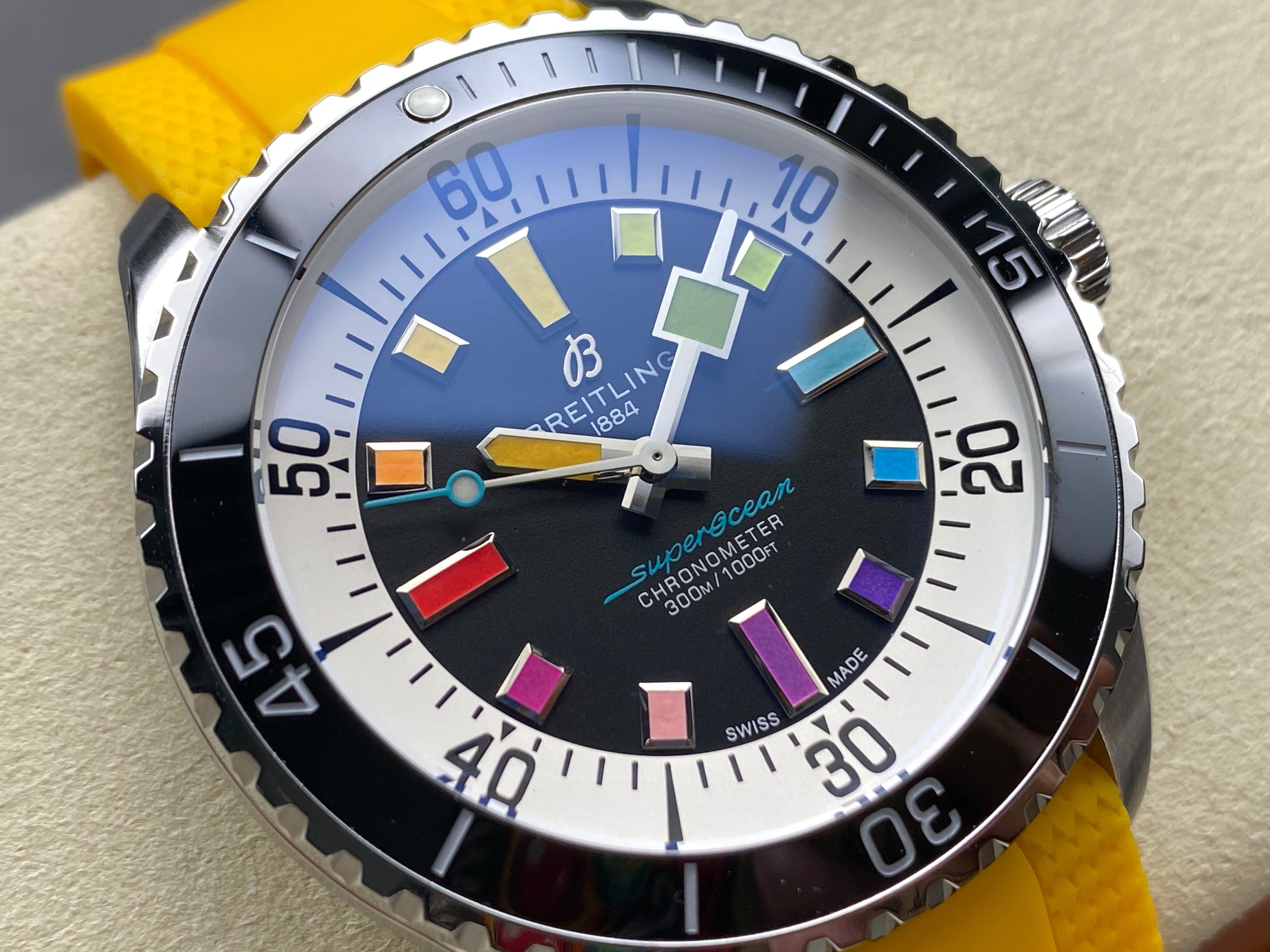 SUPEROCEAN 44 STEEL CASE YELLOW RUBBER STRAP