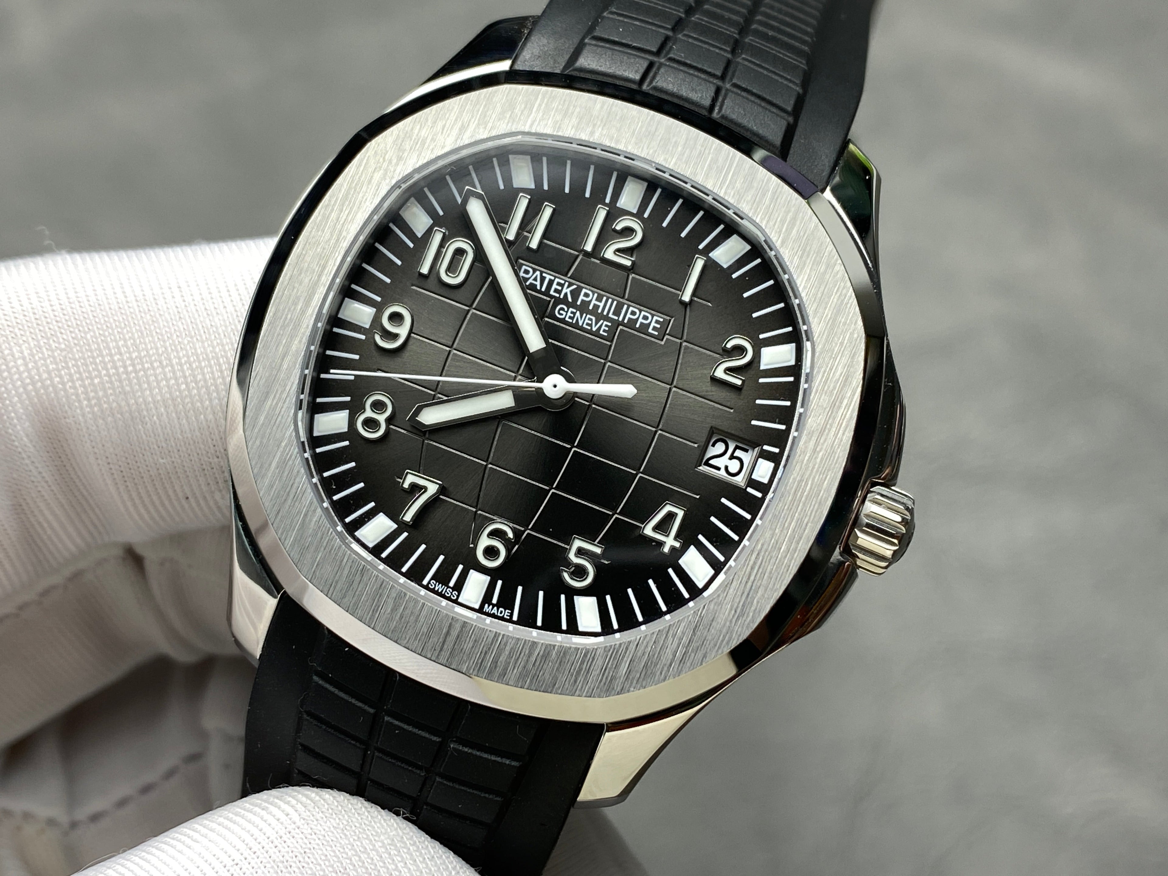 AQUANAUT STEEL CASE BLACK RUBBER STRAP