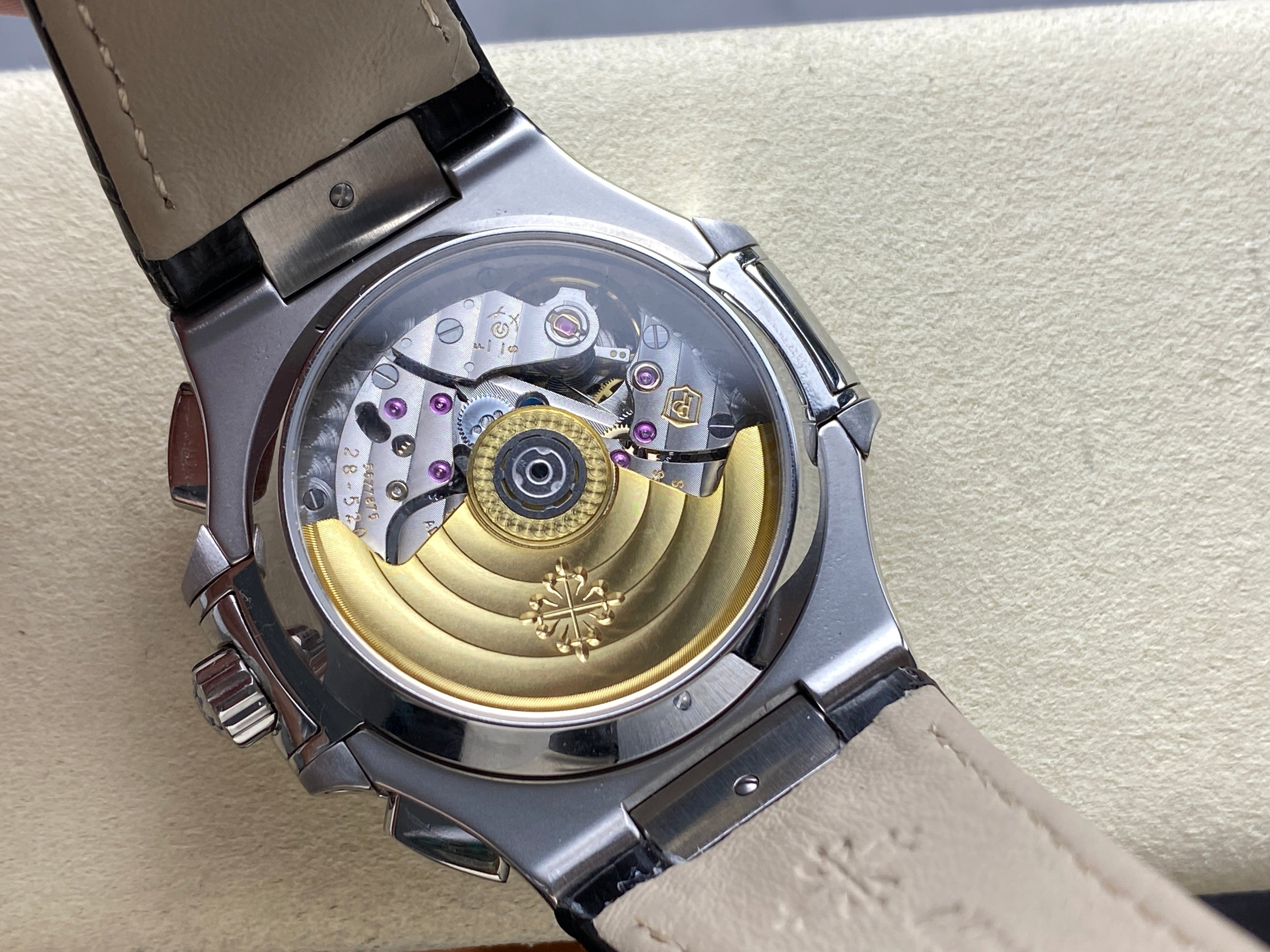 NAUTILUS STEEL CASE BLUE SUNBURST DIAL
