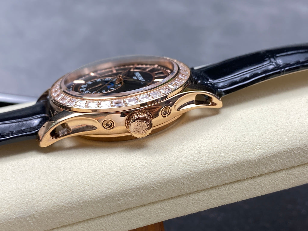ANNUAL CALENDAR ROSE GOLD ATTACHED DIAMOND BEZEL BLACK DIAL