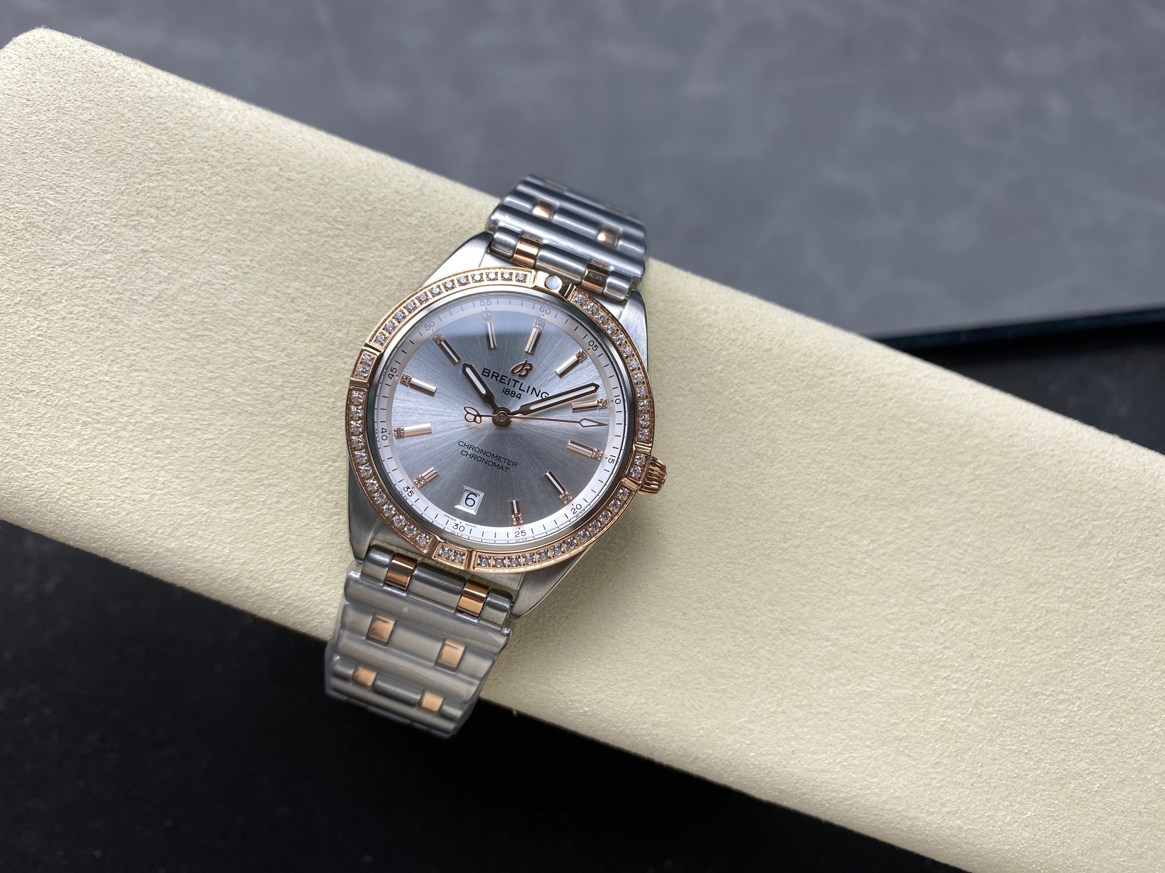 CHRONOMAT AUTOMATIC 36 RED GOLD AND STEEL CASE SILVER DIAL