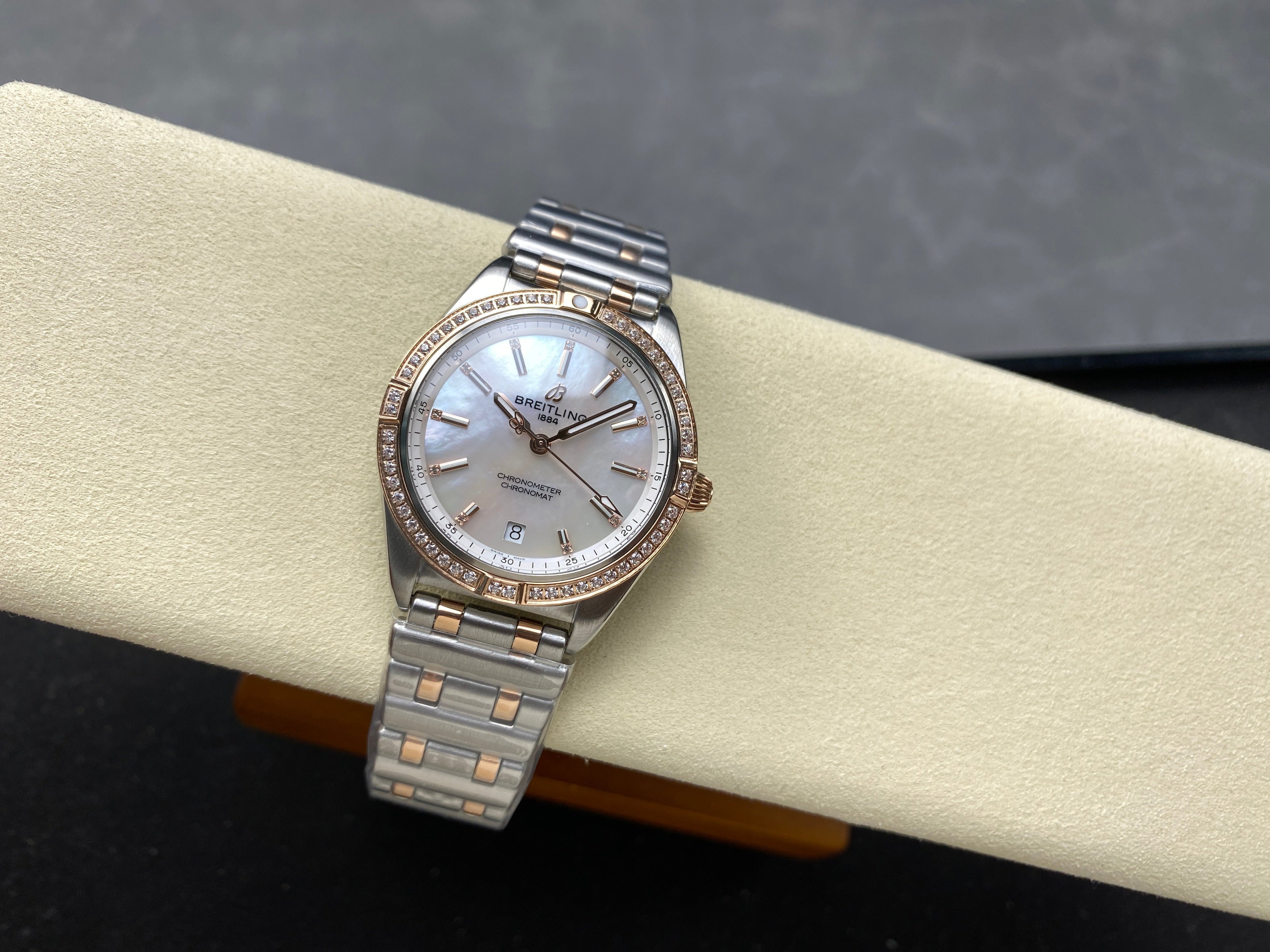 CHRONOMAT AUTOMATIC 36 RED GOLD AND STEEL CASE MOTHER OF PEARL DIAL