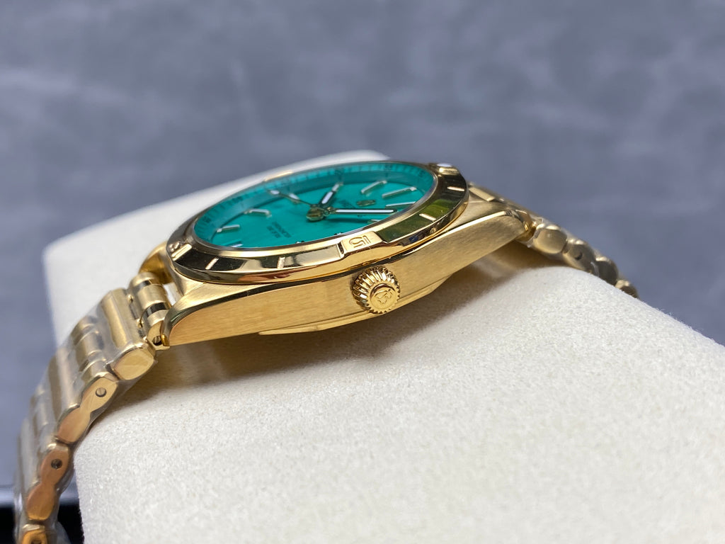 CHRONOMAT AUTOMATIC 36 VICTORIA BECKHAM YELLOW GOLD CASE PEPPERMINT DIAL