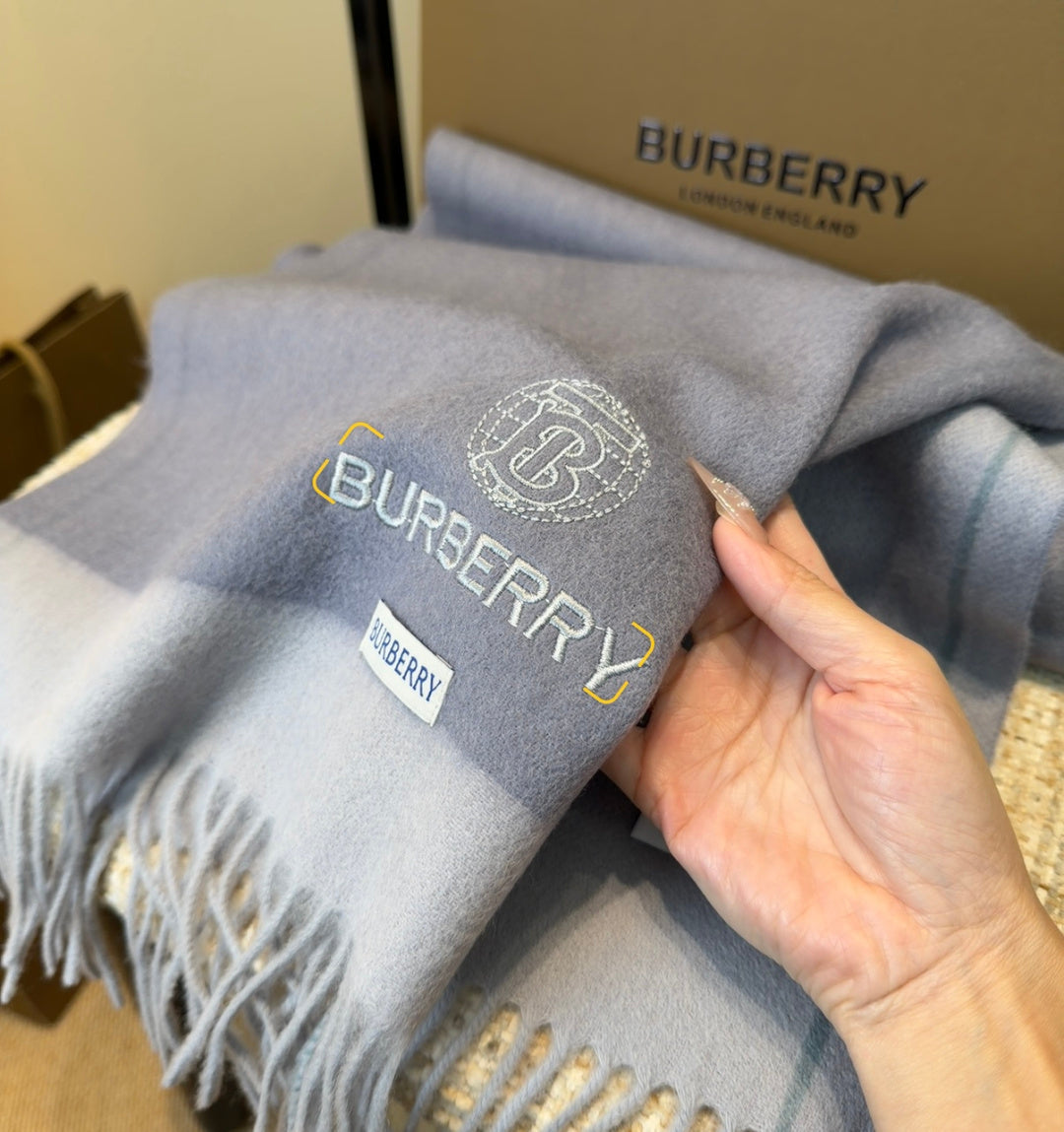 BURBERRY 26S SCARF 180CM IN CASHMERE 196358