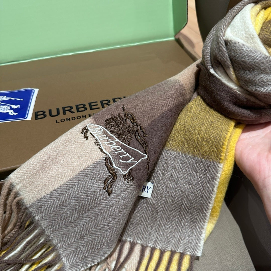 BURBERRY 26S SCARF 180CM IN CASHMERE 207625