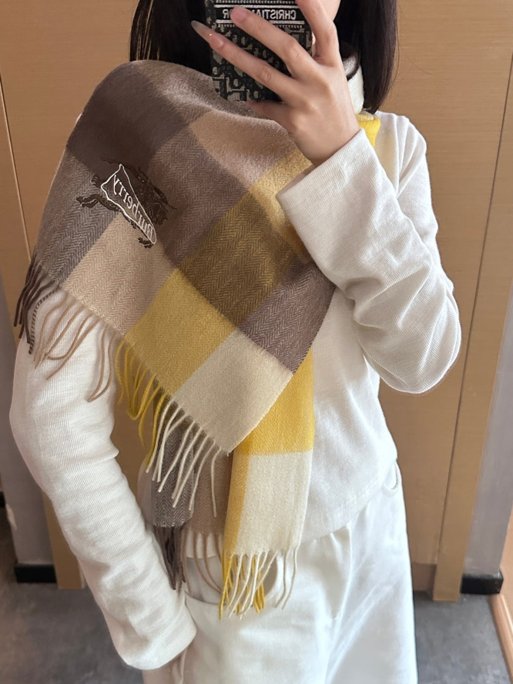 BURBERRY 26S SCARF 180CM IN CASHMERE 207625