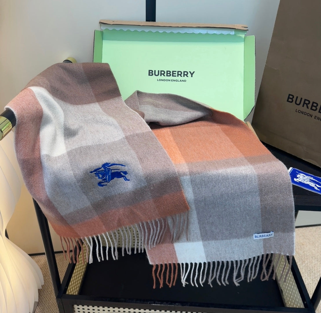 BURBERRY 26S SCARF 180CM IN CASHMERE 207631