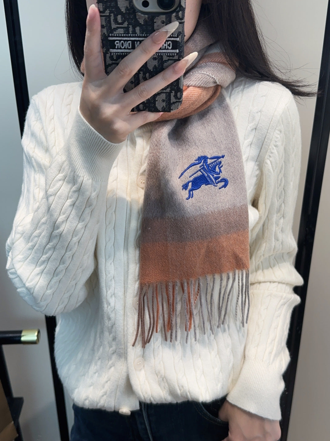 BURBERRY 26S SCARF 180CM IN CASHMERE 207631