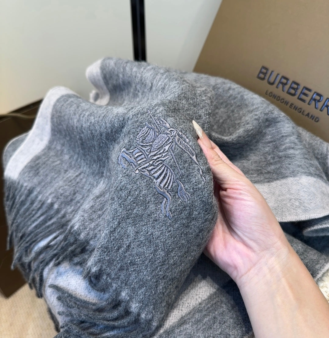 BURBERRY 26S SCARF 180CM IN CASHMERE 209918