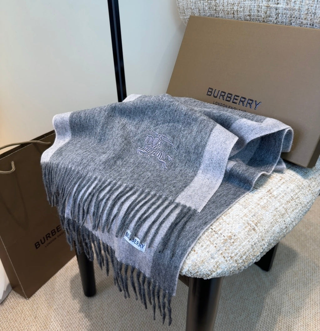 BURBERRY 26S SCARF 180CM IN CASHMERE 209918