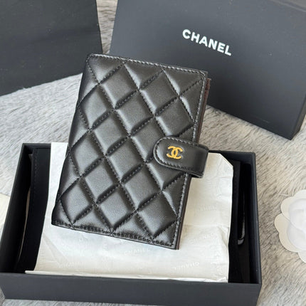Collection image for: CHANEL BAG