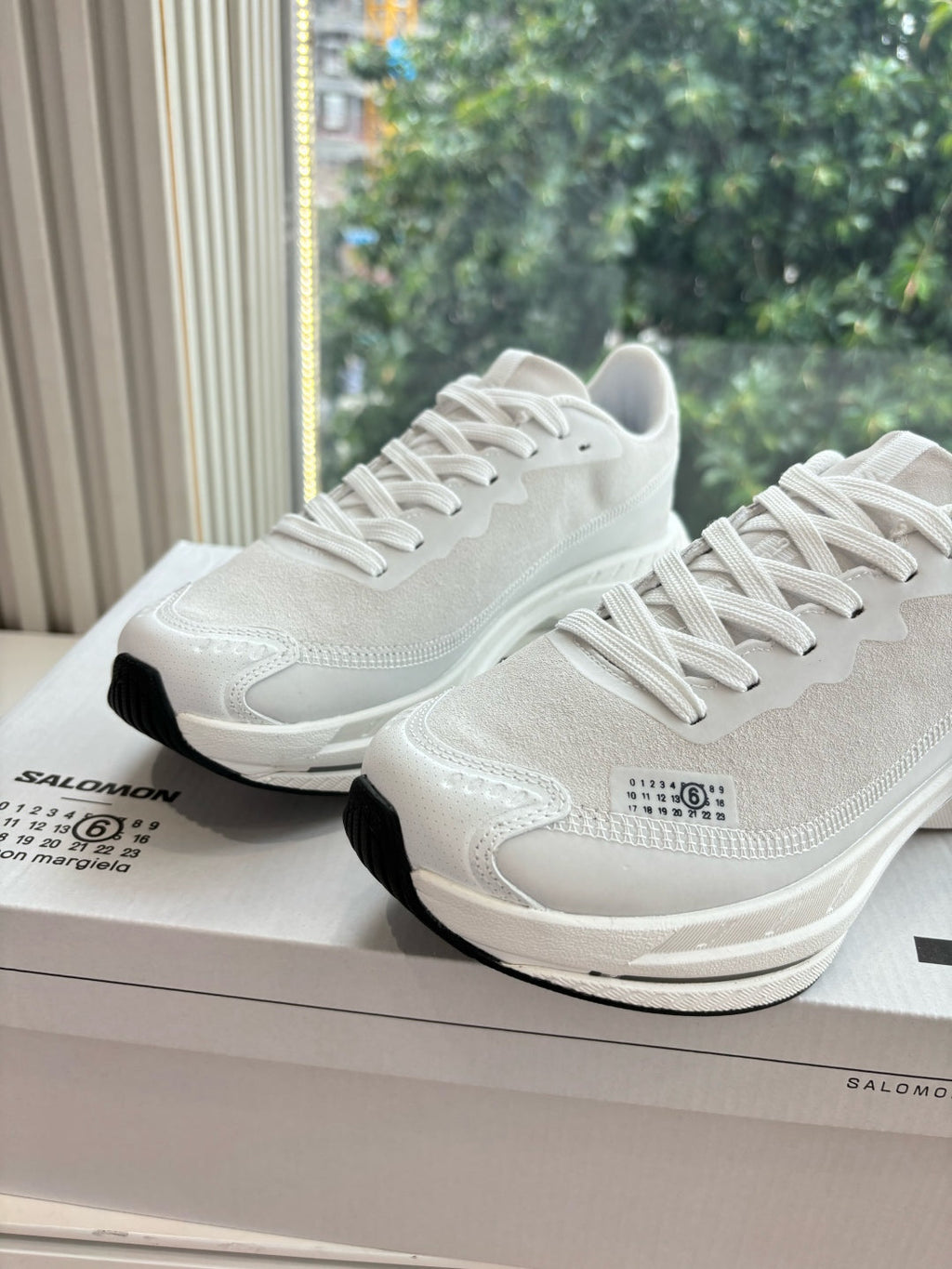 ALO 25S SALOMON SPECTUR SNEAKER IN WHITE FABRIC