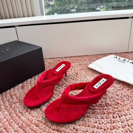 ALAIA 26S HEELED THONG SANDALS IN RED VELVET
