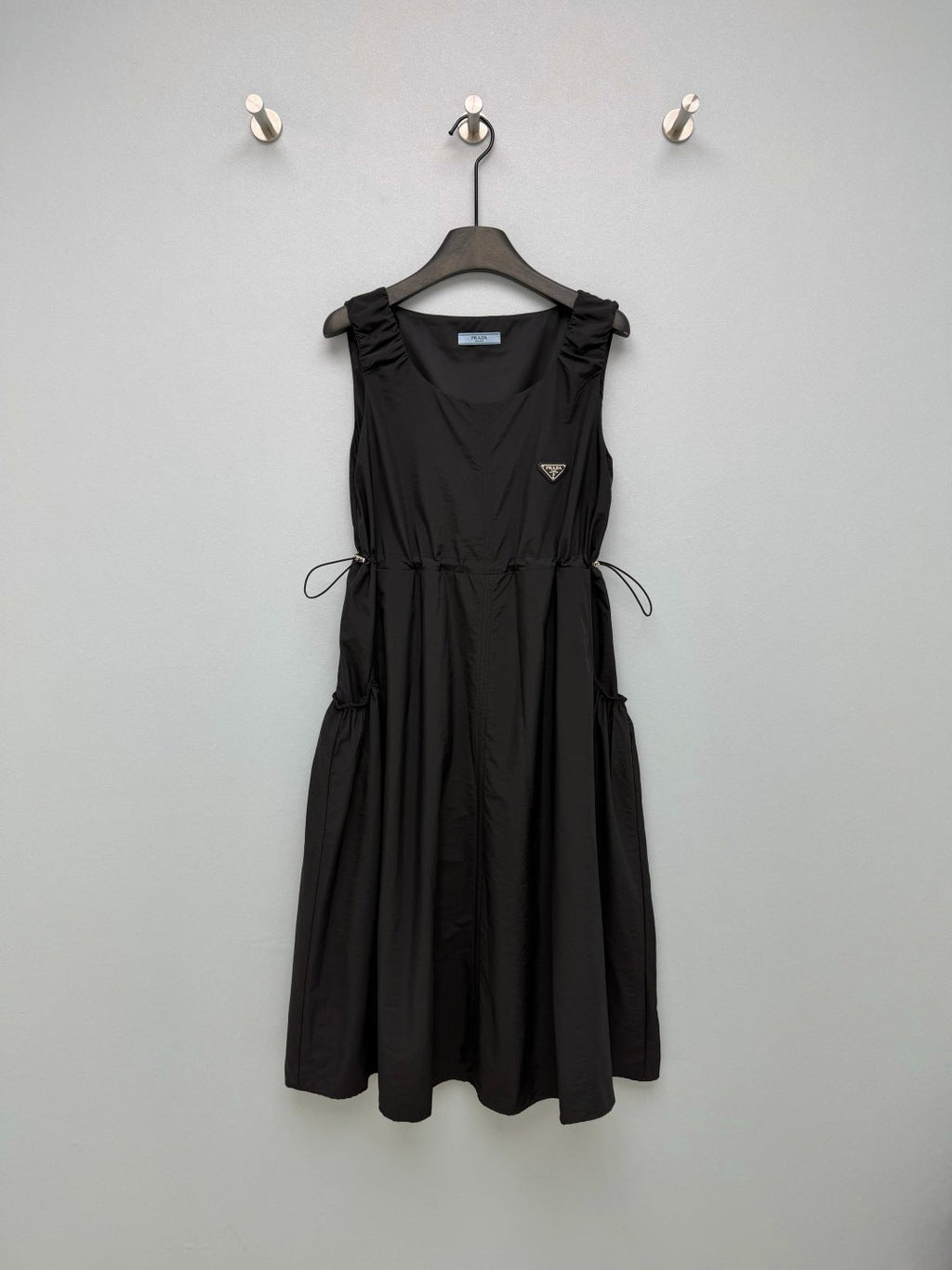 PRADA 26S SLEEVELESS WAISTED DRESS STYLE 889