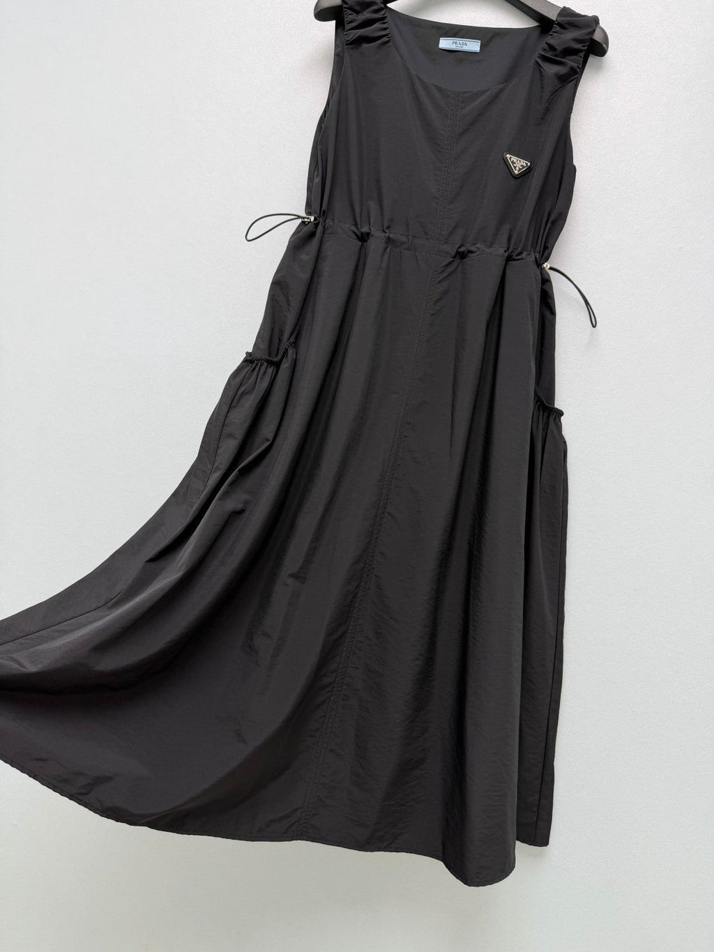 PRADA 26S SLEEVELESS WAISTED DRESS STYLE 889