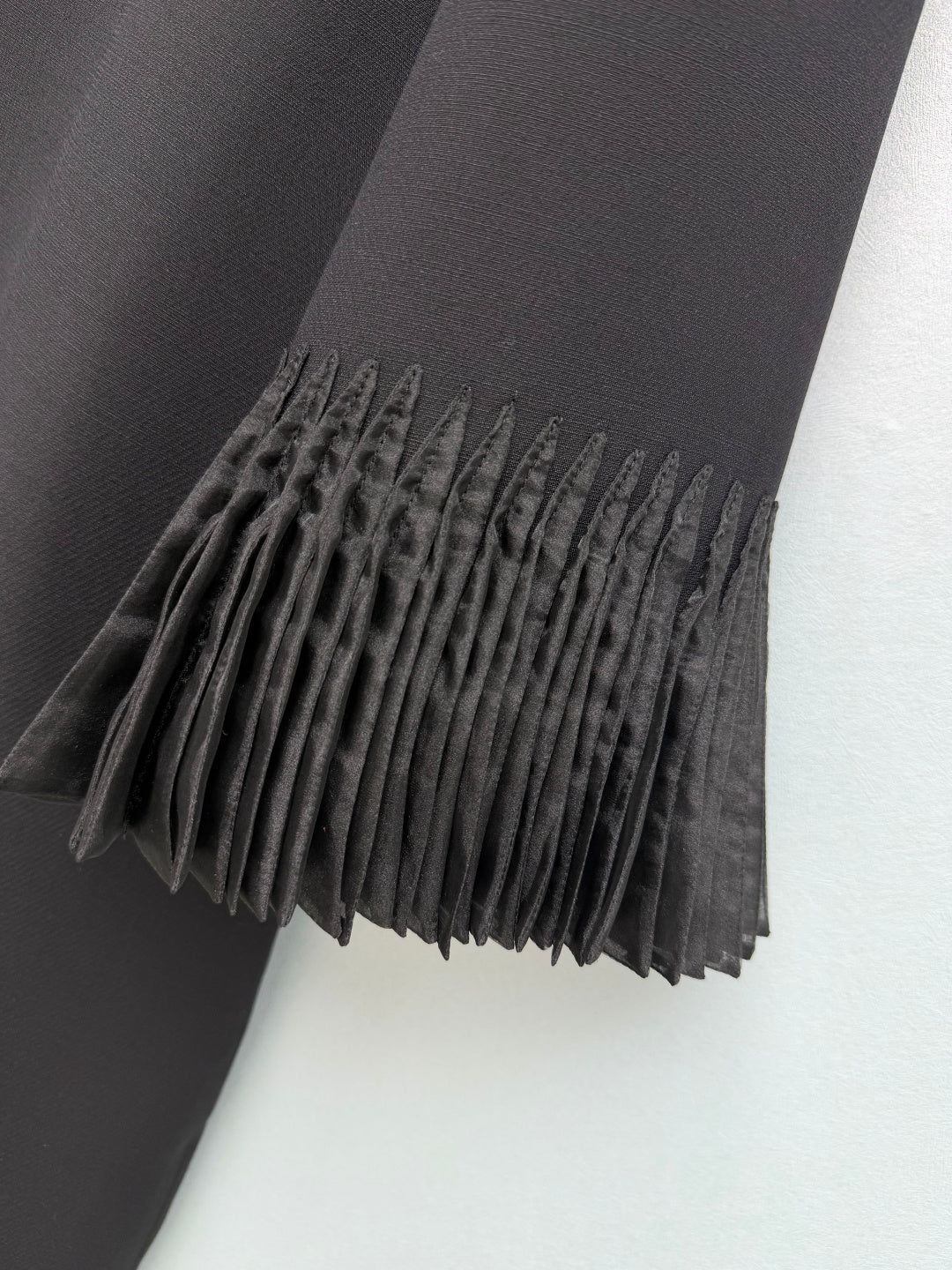 VALENTINO 26S PLEATED SLEEVE DRESS 134