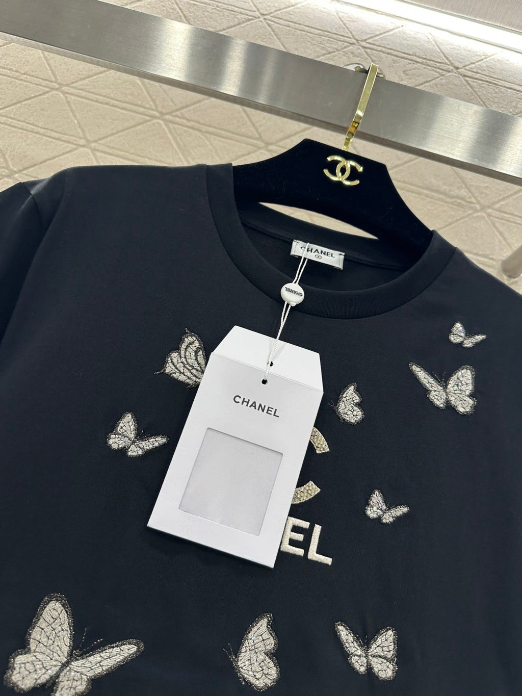 CHANEL 26S SHORT-SLEEVE T-SHIRT 663