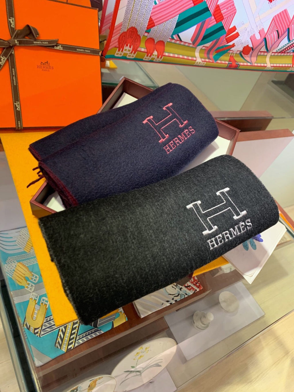 HERMES 25S SCARF 200 IN CASHMERE 856513