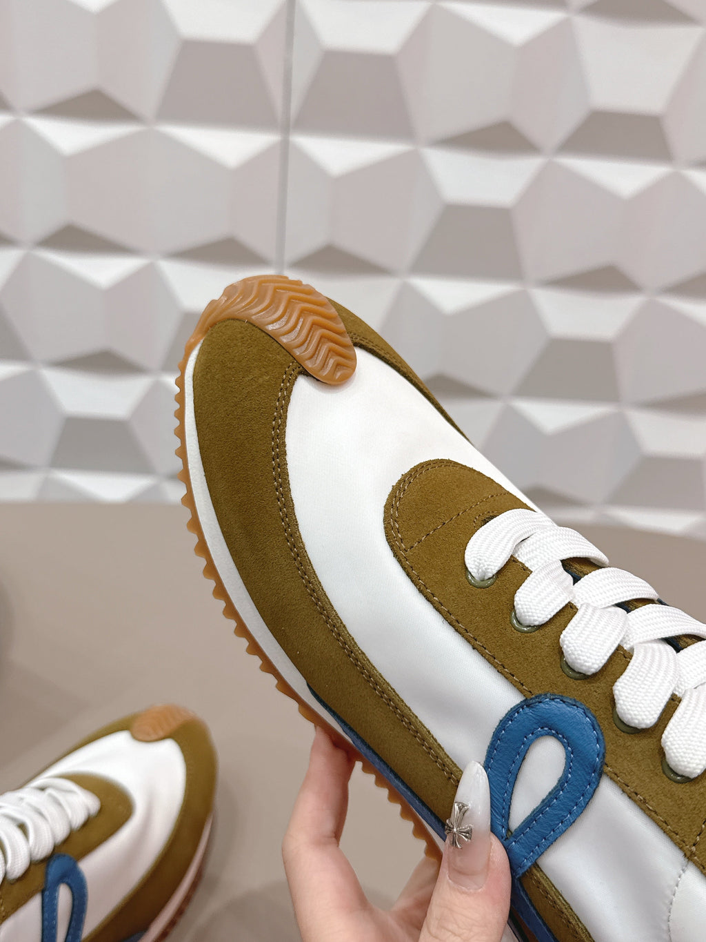 LOEWE 26S FLOW RUNNER SNEAKER IN OLIVE BROWN AND WHITE SUEDE AND BLUE CALFSKIN
