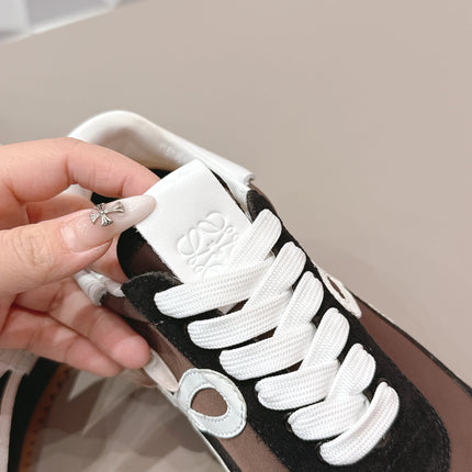 LOEWE 26S FLOW RUNNER SNEAKER IN BLACK AND DARK BROWN SUEDE AND WHITE CALFSKIN